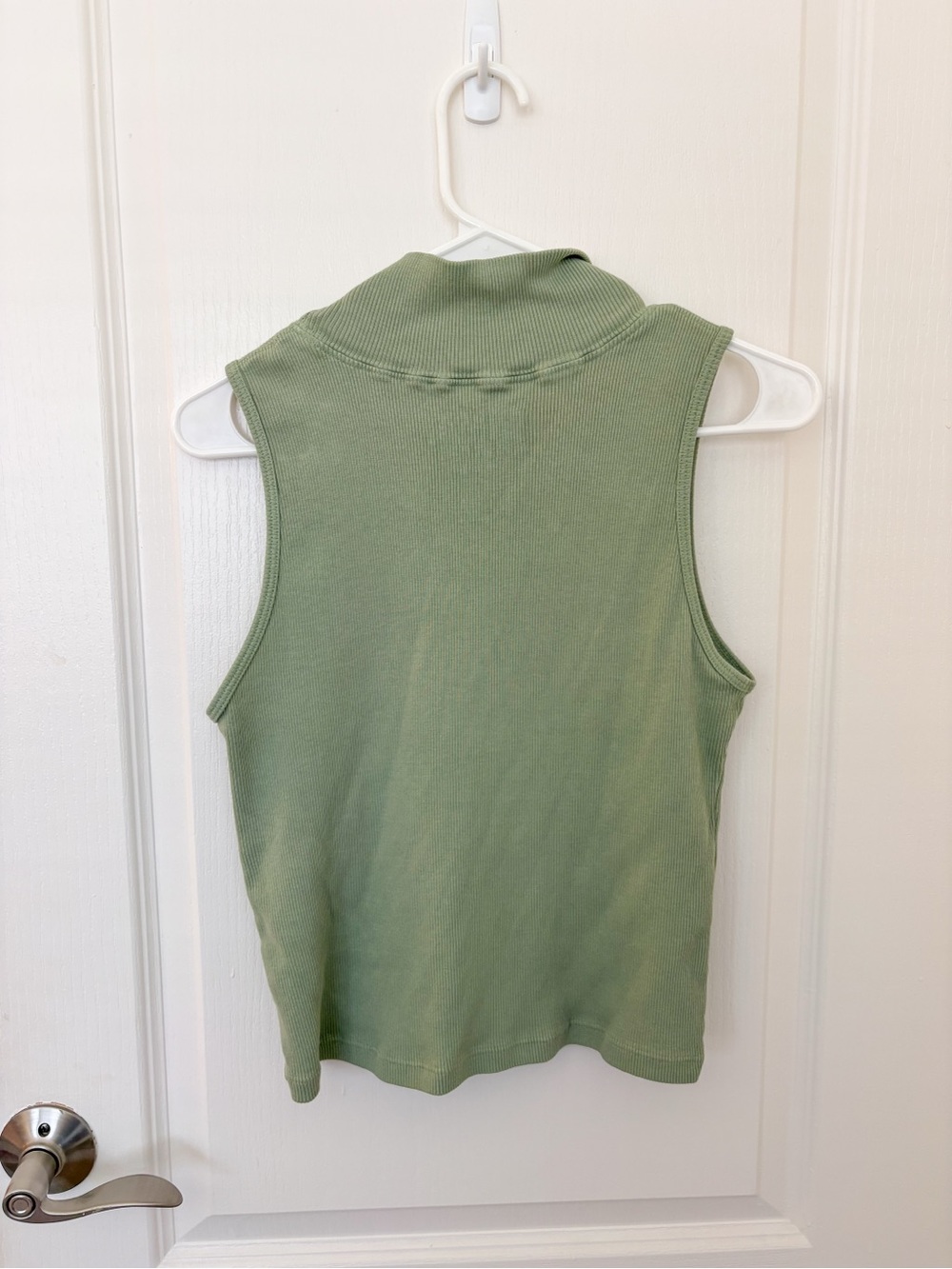 Big Bud Press Sleeveless Mock Neck - Picture 3 of 3